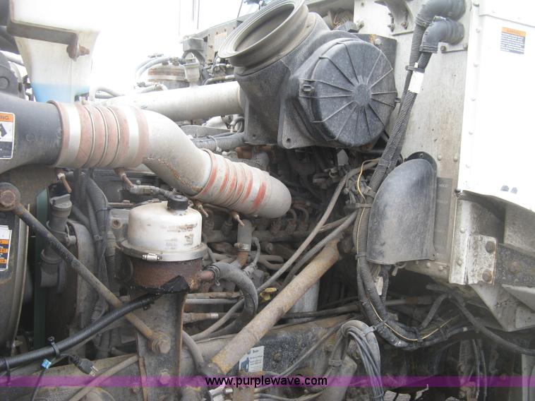 image for item K2928 2008 Peterbilt 340 dump truck