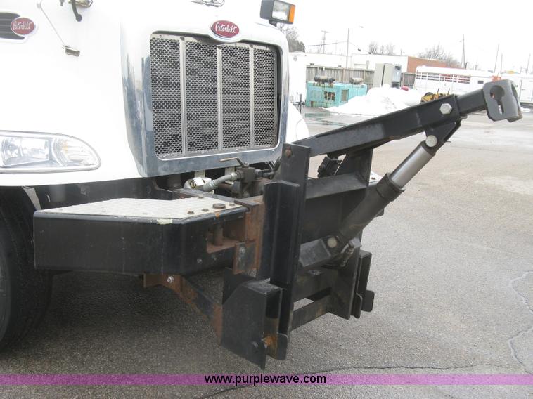 image for item K2928 2008 Peterbilt 340 dump truck