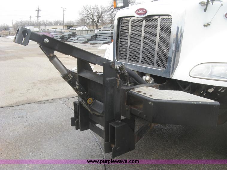 image for item K2928 2008 Peterbilt 340 dump truck