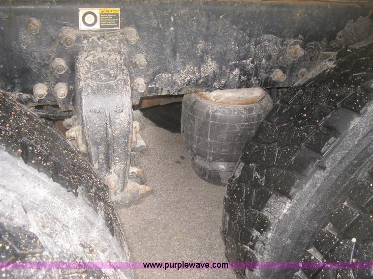 image for item K2928 2008 Peterbilt 340 dump truck