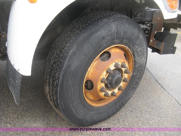 image for item K2928 2008 Peterbilt 340 dump truck