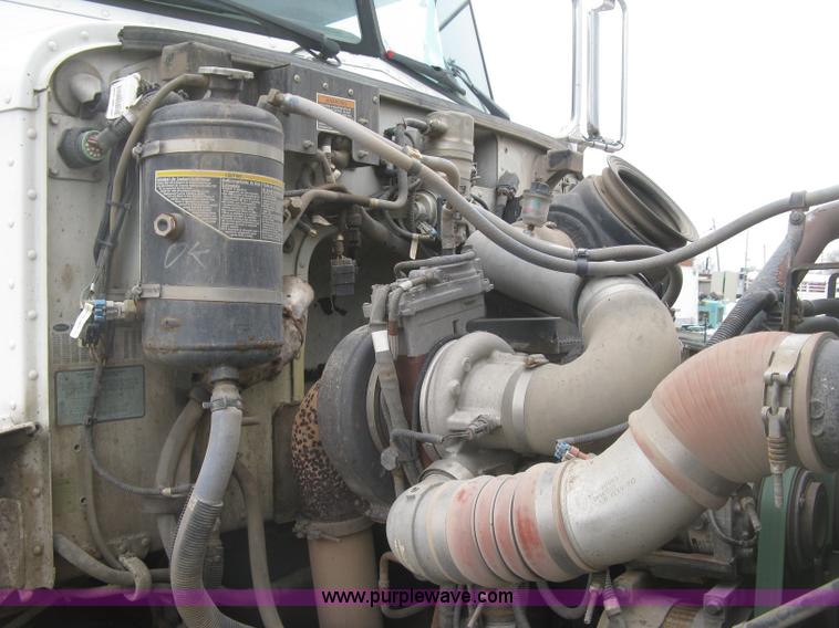 image for item K2929 2008 Peterbilt 340 dump truck