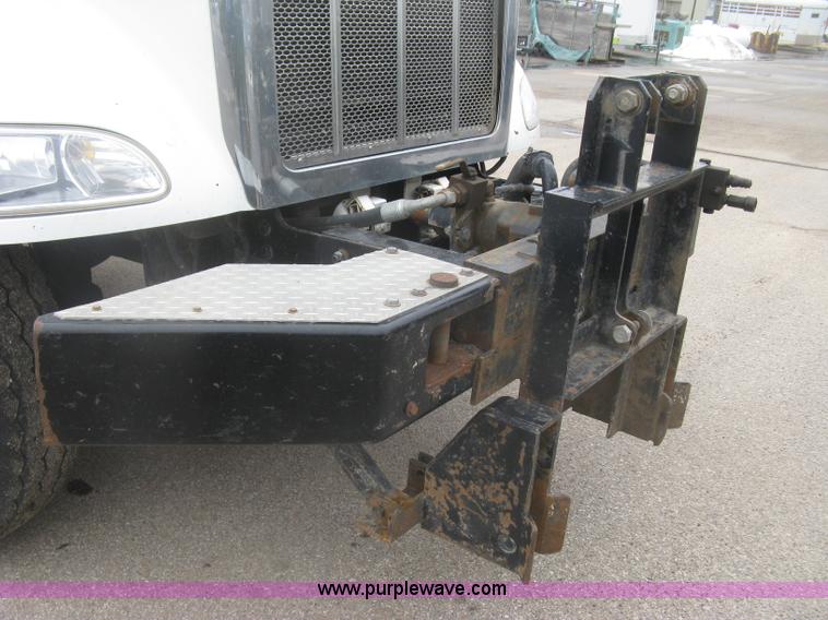 image for item K2929 2008 Peterbilt 340 dump truck