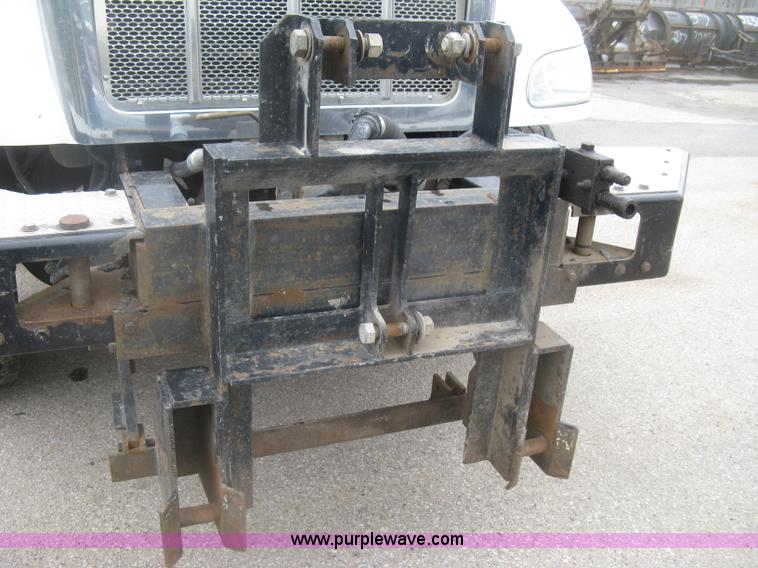 image for item K2929 2008 Peterbilt 340 dump truck