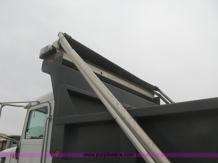image for item K2929 2008 Peterbilt 340 dump truck