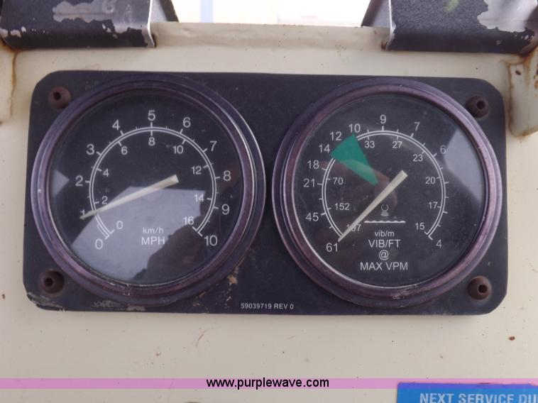 image for item K3224 Ingersoll Rand DD130 vibratory roller