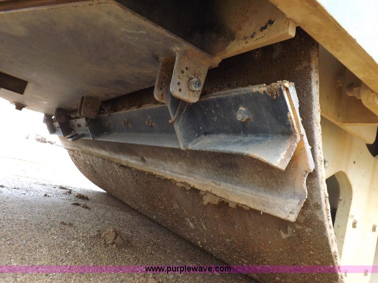 image for item K3224 Ingersoll Rand DD130 vibratory roller