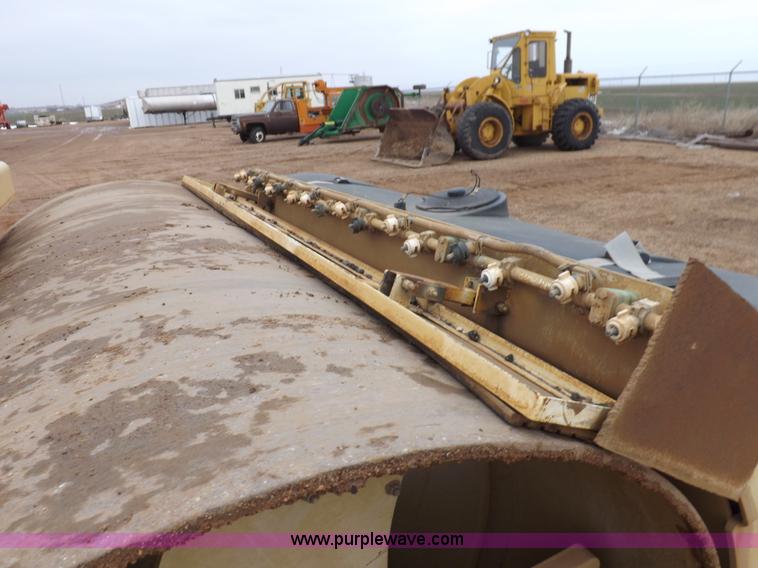 image for item K3224 Ingersoll Rand DD130 vibratory roller