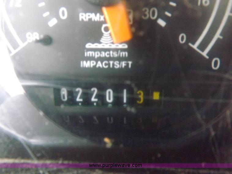 image for item K3226 2008 Volvo DD118HFA vibratory roller