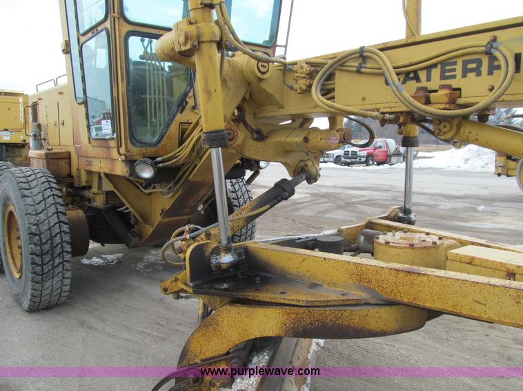 image for item K5500 1984 Caterpillar 140G articulated motor grader