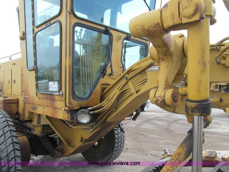 image for item K5500 1984 Caterpillar 140G articulated motor grader