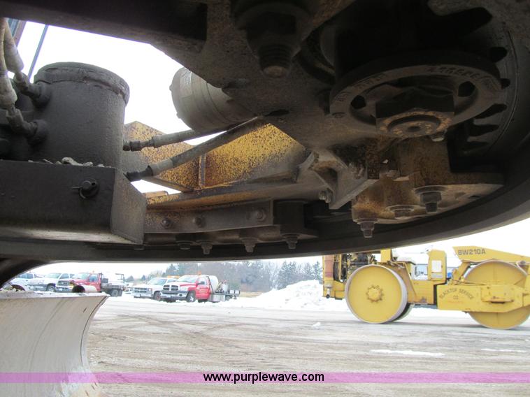 image for item K5500 1984 Caterpillar 140G articulated motor grader