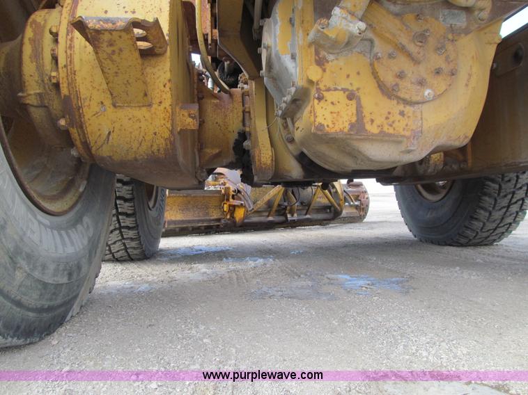 image for item K5500 1984 Caterpillar 140G articulated motor grader