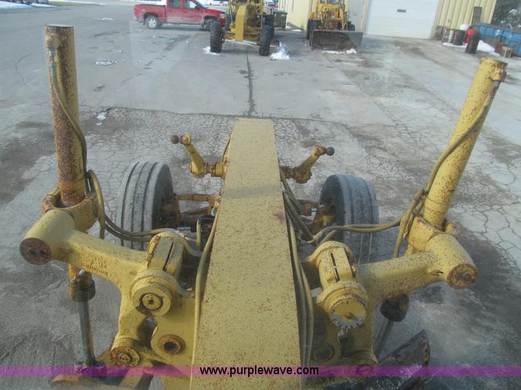 image for item K5500 1984 Caterpillar 140G articulated motor grader