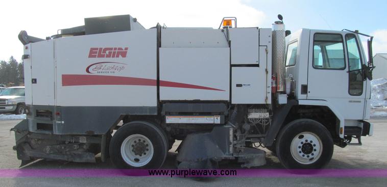 image for item K5503 2003 Elgin Eagle Series F sweeper