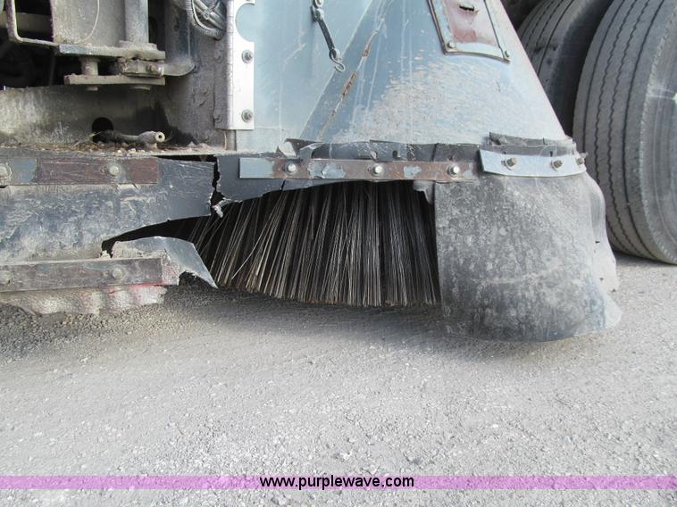 image for item K5503 2003 Elgin Eagle Series F sweeper