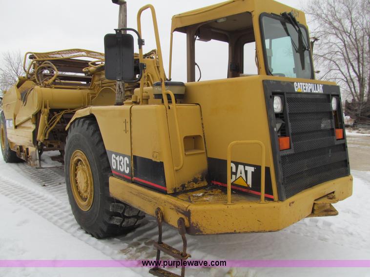 image for item K5510 1998 Caterpillar 613C Series II elevating scraper