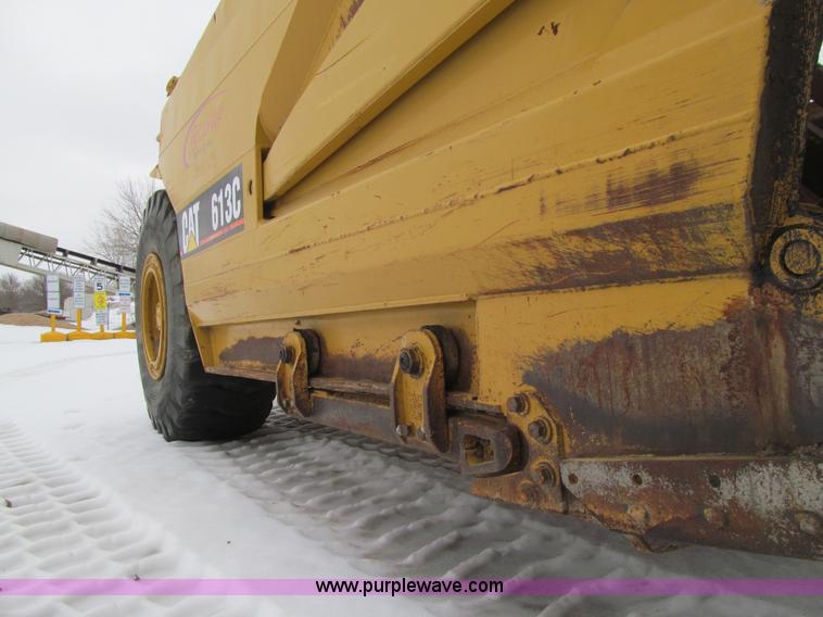 image for item K5510 1998 Caterpillar 613C Series II elevating scraper