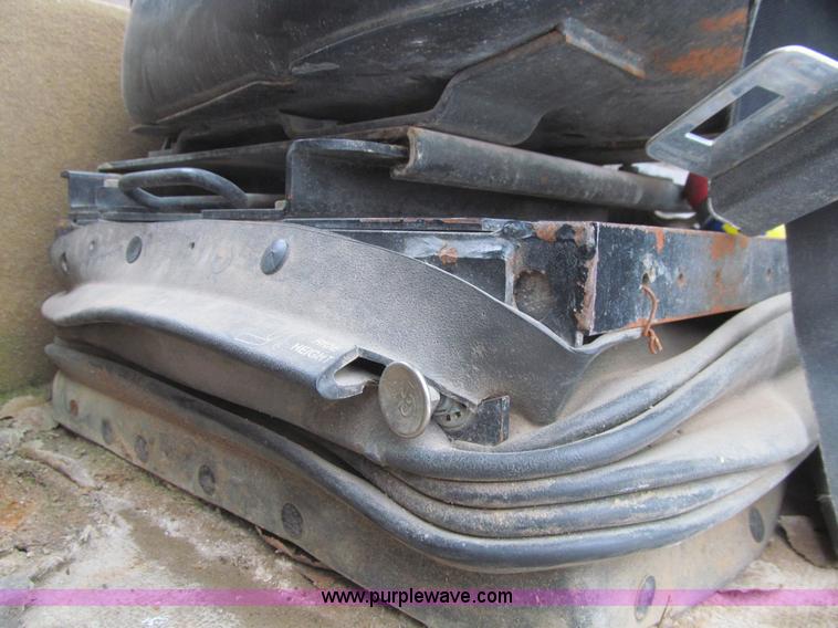 image for item K5510 1998 Caterpillar 613C Series II elevating scraper