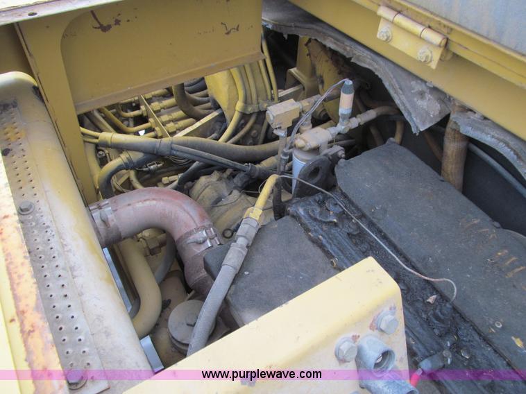 image for item K5510 1998 Caterpillar 613C Series II elevating scraper