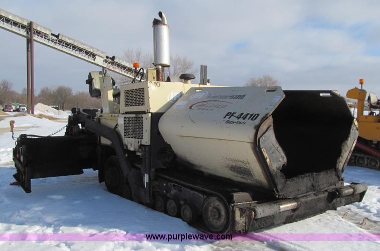 image for item K5513 2005 Ingersoll Rand PF4410 asphalt paver