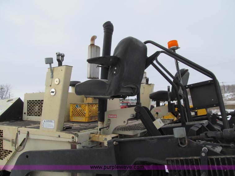 image for item K5513 2005 Ingersoll Rand PF4410 asphalt paver