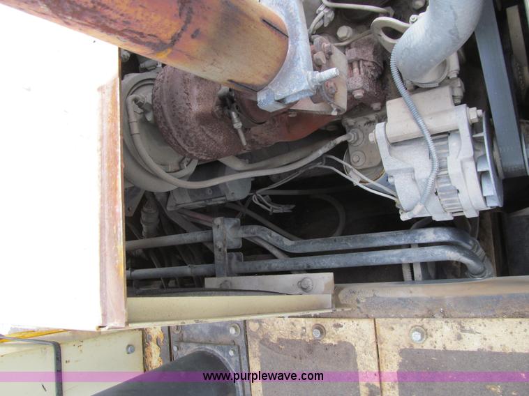 image for item K5513 2005 Ingersoll Rand PF4410 asphalt paver