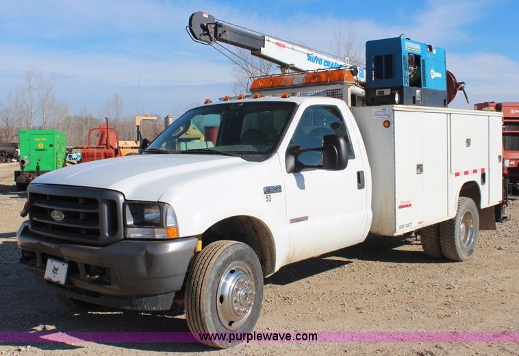 image for item K7143 2004 Ford F550 XL service truck