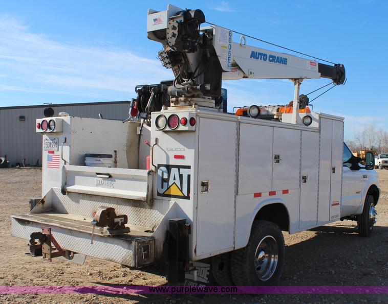 image for item K7143 2004 Ford F550 XL service truck