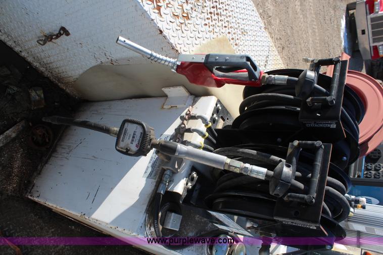 image for item K7143 2004 Ford F550 XL service truck