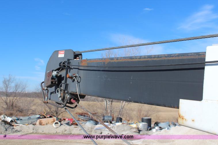 image for item K7143 2004 Ford F550 XL service truck