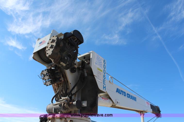 image for item K7143 2004 Ford F550 XL service truck