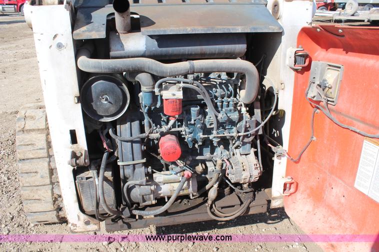 image for item K7146 2006 Bobcat T300 skid steer