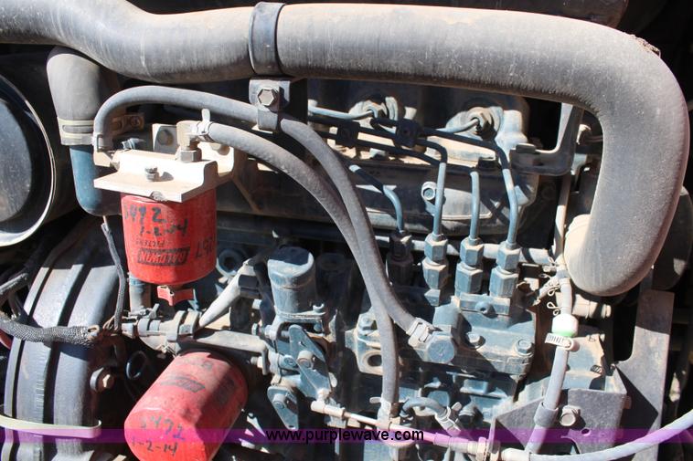 image for item K7146 2006 Bobcat T300 skid steer