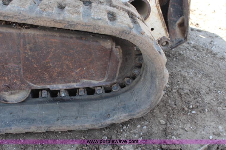 image for item K7146 2006 Bobcat T300 skid steer