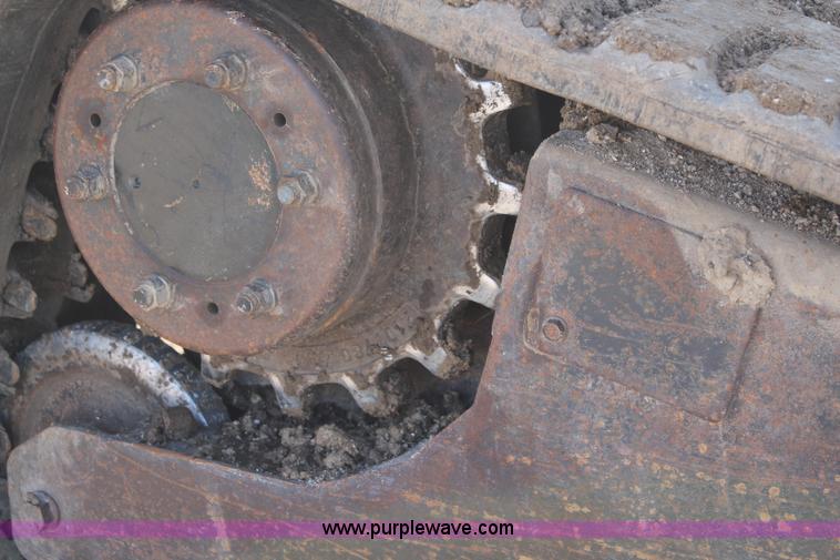 image for item K7146 2006 Bobcat T300 skid steer