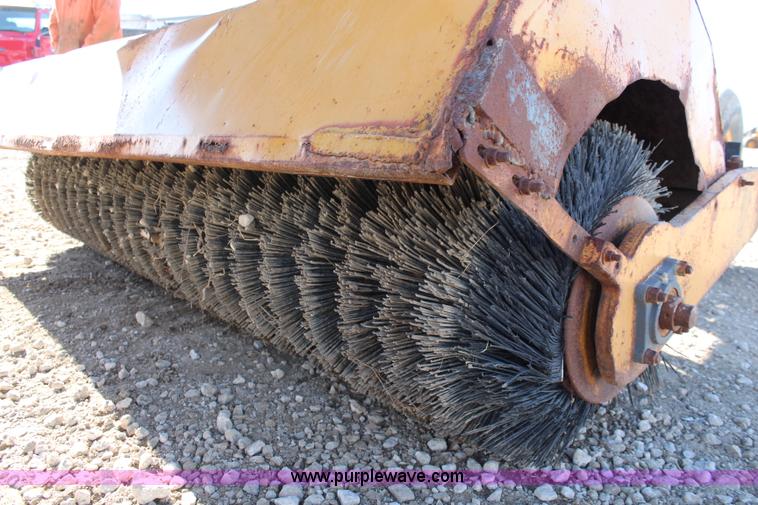 image for item K7147 Waldon 1000 sweeper