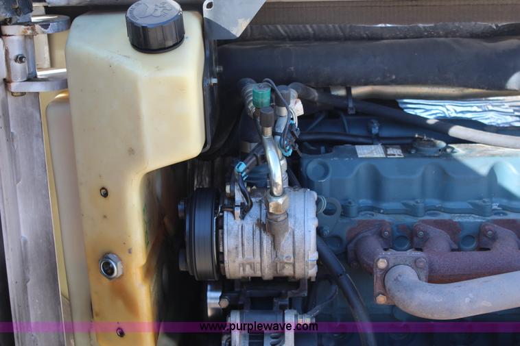 image for item K7149 2005 Bobcat 430HAG compact excavator