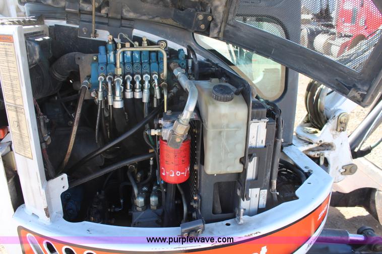 image for item K7149 2005 Bobcat 430HAG compact excavator