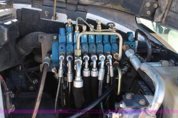 image for item K7149 2005 Bobcat 430HAG compact excavator