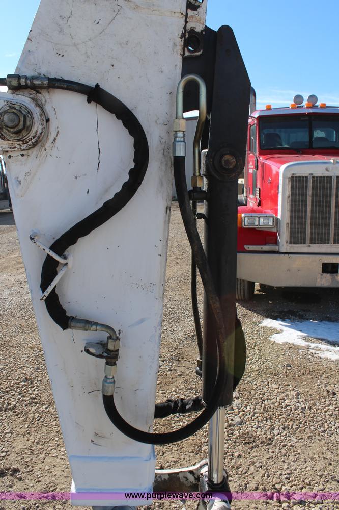 image for item K7149 2005 Bobcat 430HAG compact excavator