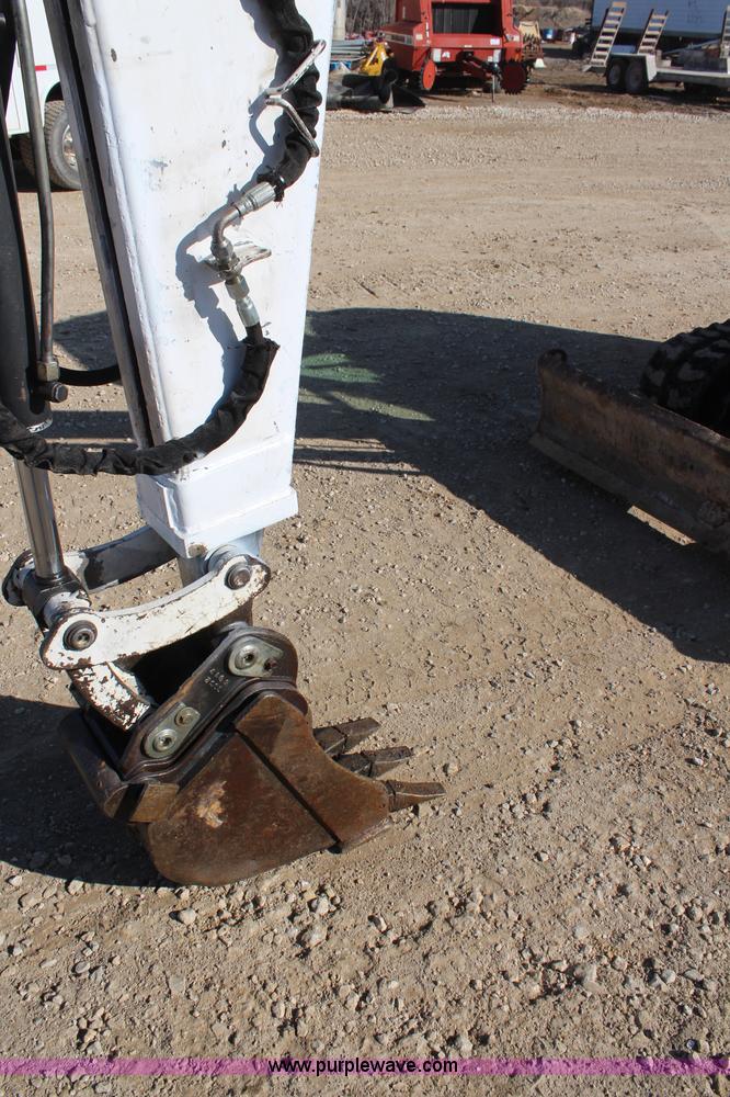 image for item K7149 2005 Bobcat 430HAG compact excavator