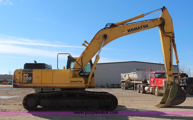 image for item K7150 2004 Komatsu PC300LC excavator