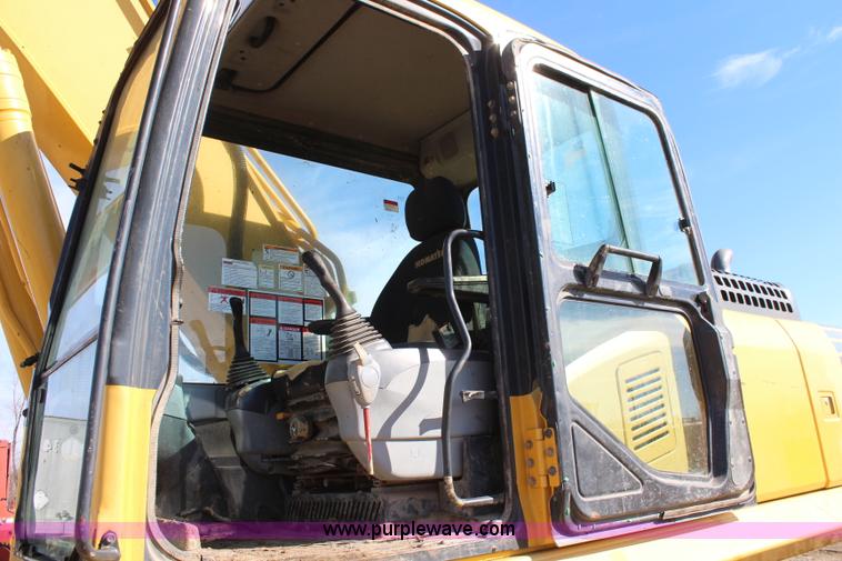 image for item K7150 2004 Komatsu PC300LC excavator