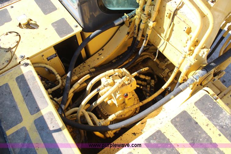 image for item K7150 2004 Komatsu PC300LC excavator