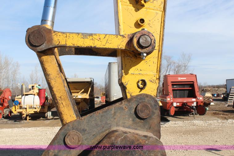 image for item K7150 2004 Komatsu PC300LC excavator