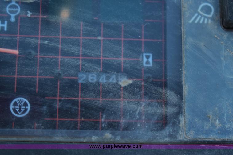 image for item K7157 2005 Caterpillar 302.5 compact excavator