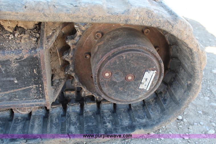 image for item K7157 2005 Caterpillar 302.5 compact excavator