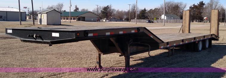 image for item L6646 2008 Kaufman equipment trailer
