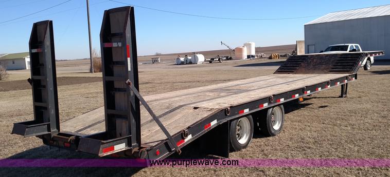 image for item L6646 2008 Kaufman equipment trailer